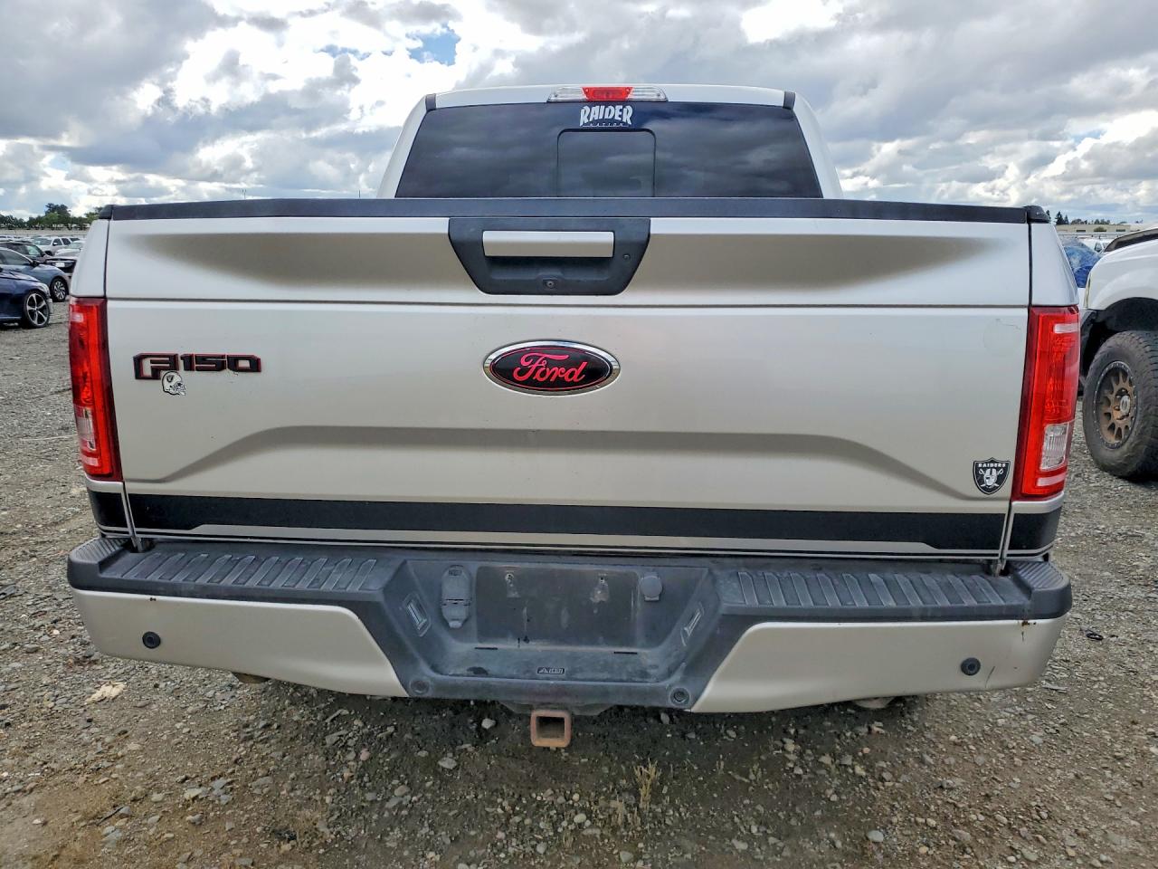 2017 FORD F150 SUPERCREW photo 11
