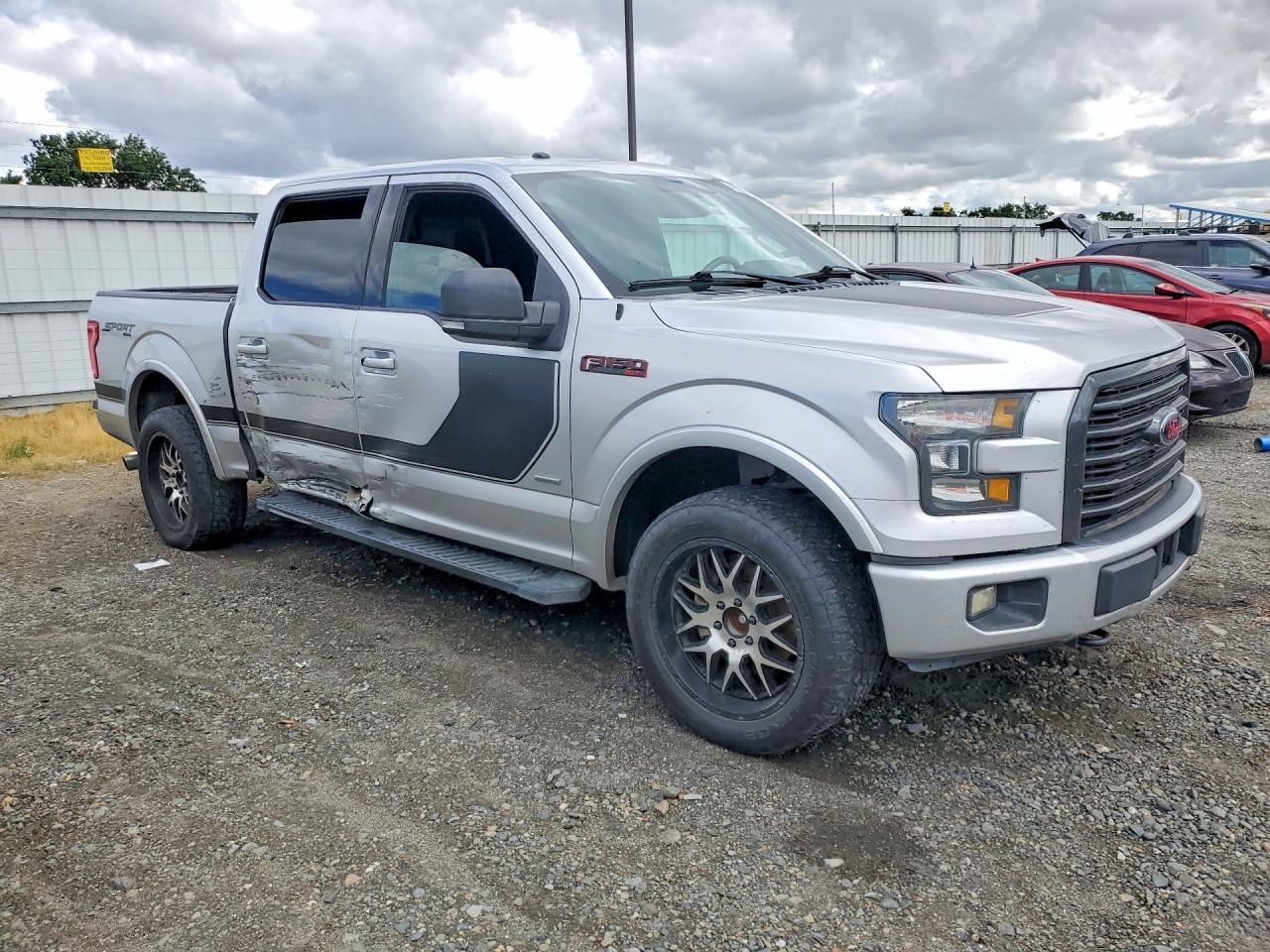 2017 FORD F150 SUPERCREW photo 7