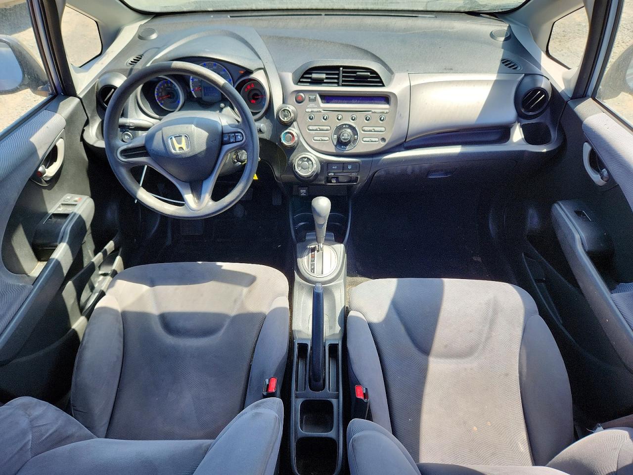 2011 HONDA FIT photo 15