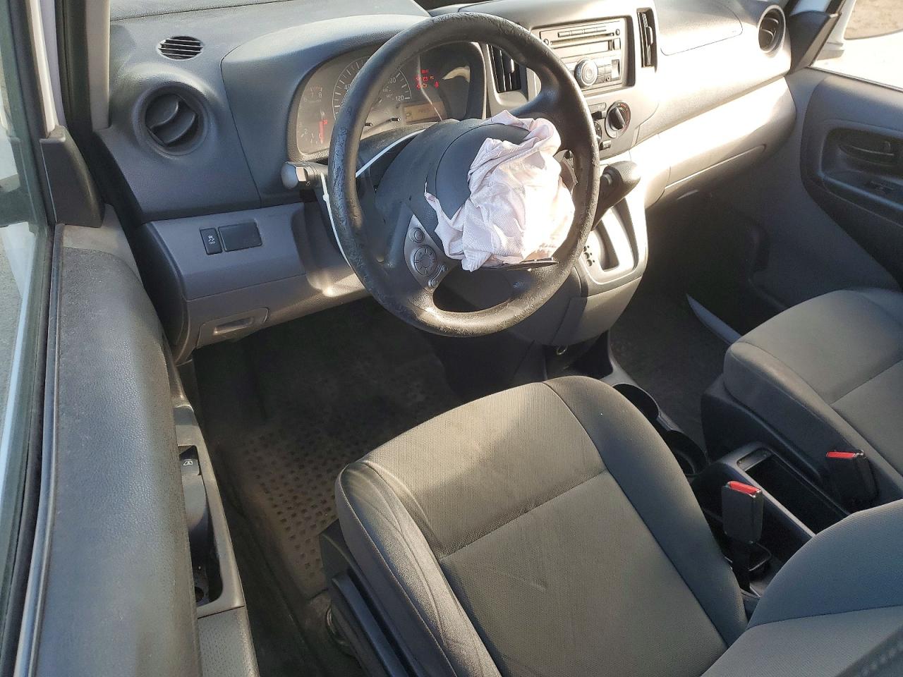 2015 CHEVROLET CITY EXPRESS LS photo 22