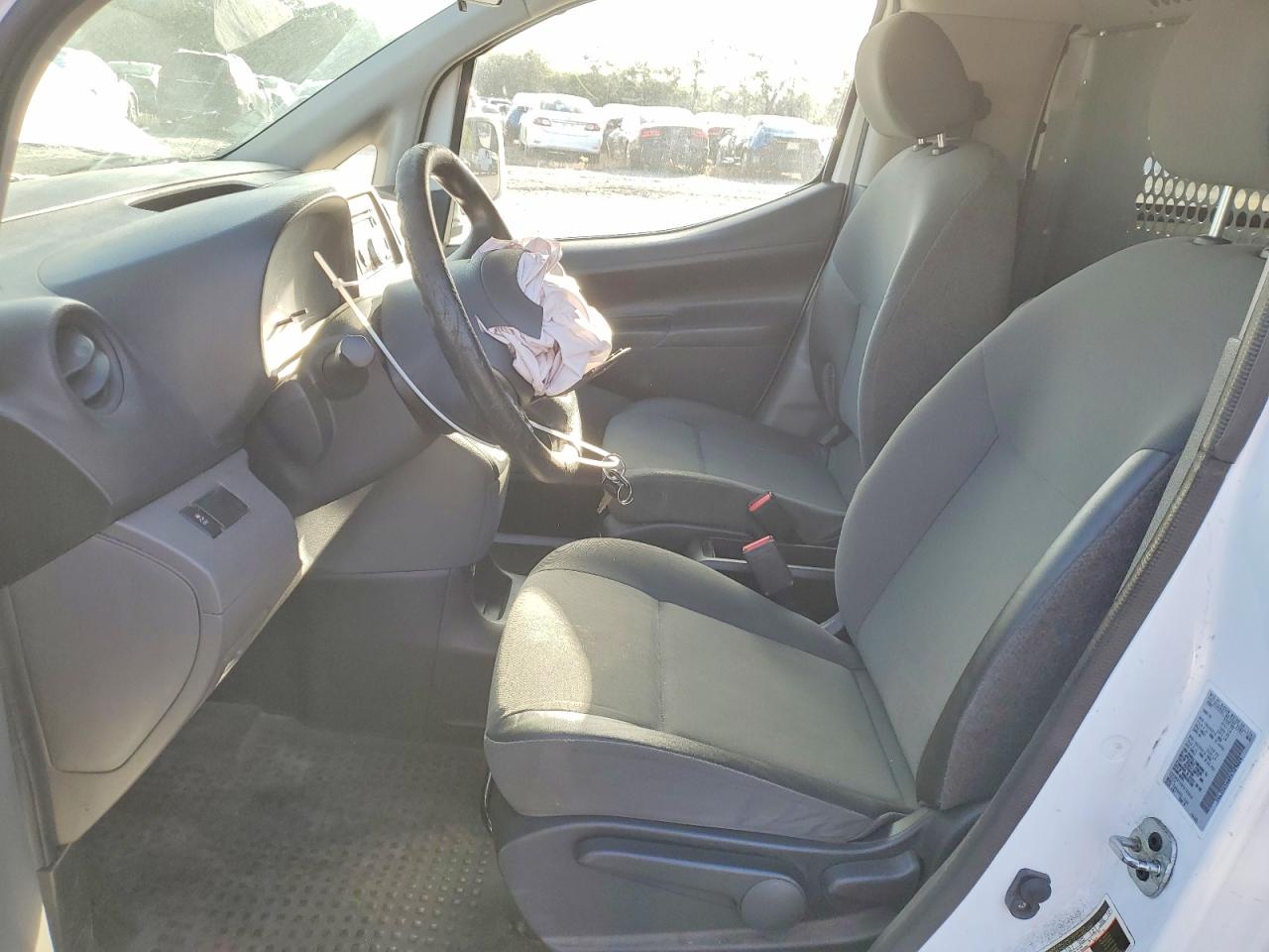2015 CHEVROLET CITY EXPRESS LS photo 19