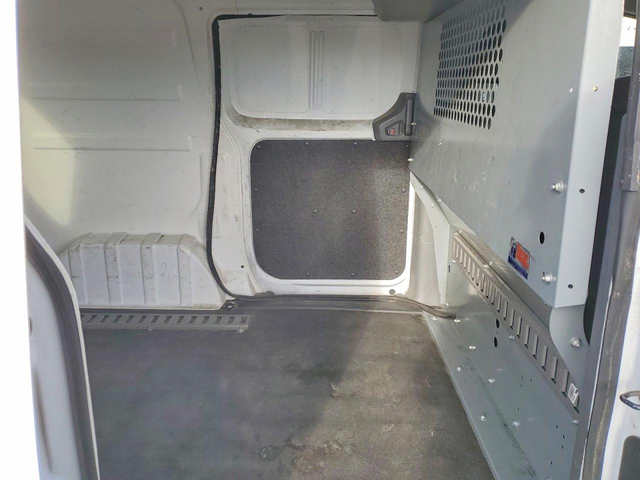 2015 CHEVROLET CITY EXPRESS LS photo 31