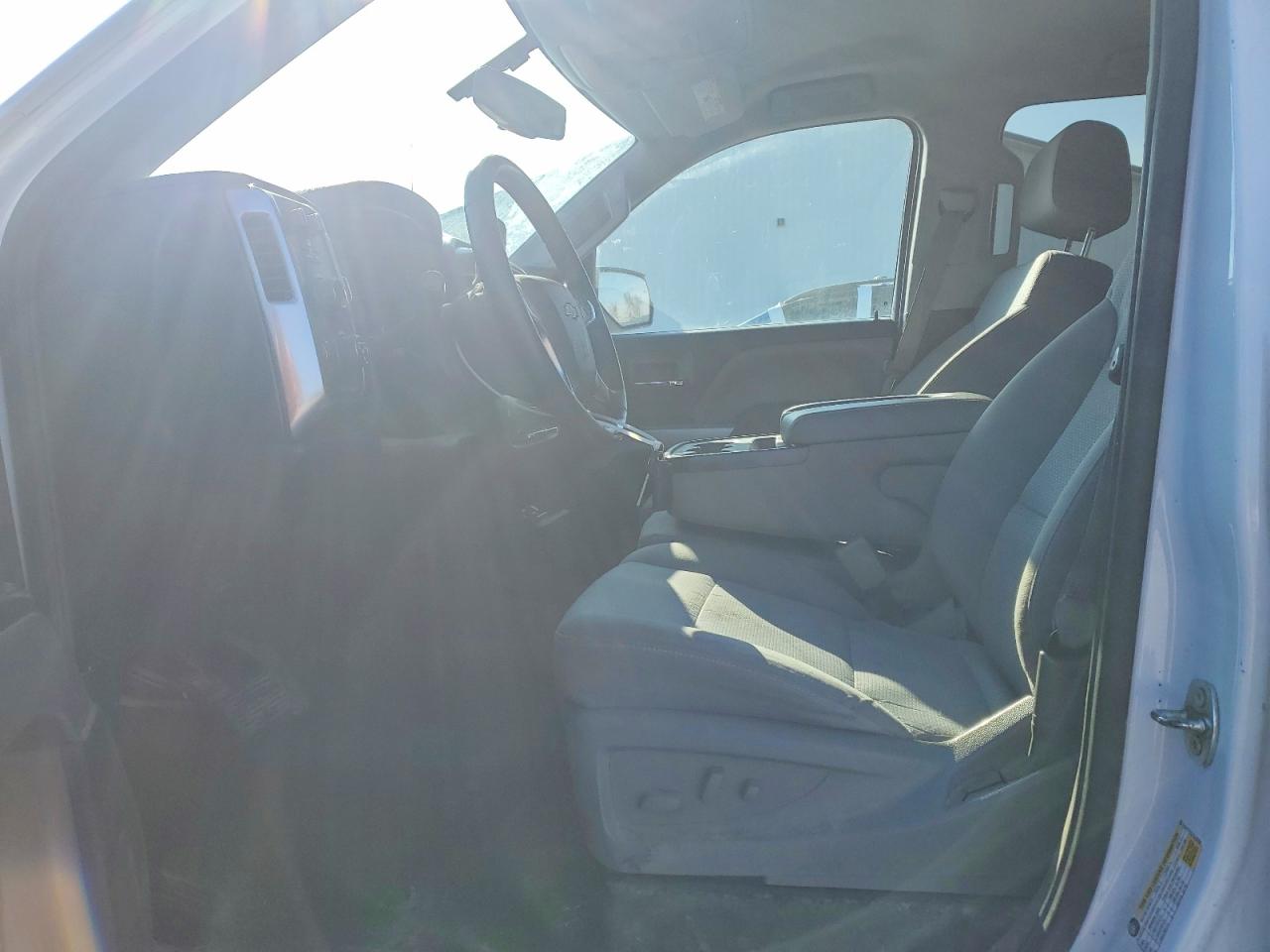 2015 CHEVROLET SILVERADO K1500 LT photo 13