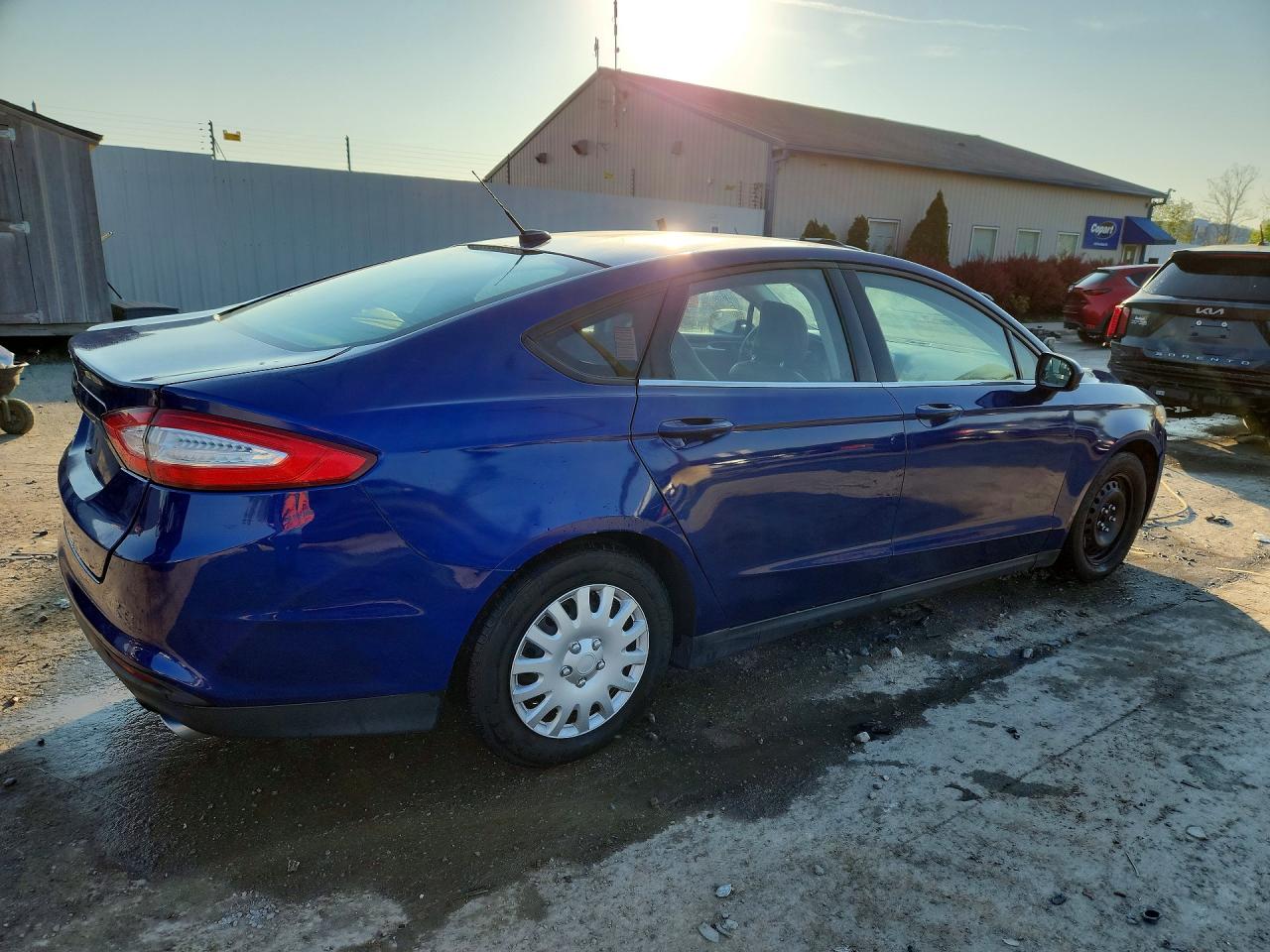 2013 FORD FUSION S photo 5