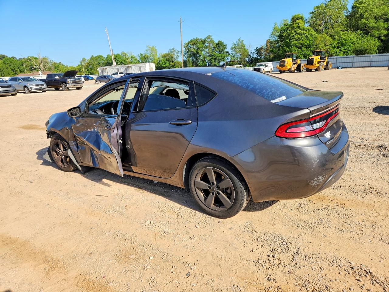 2015 DODGE DART SXT photo 2