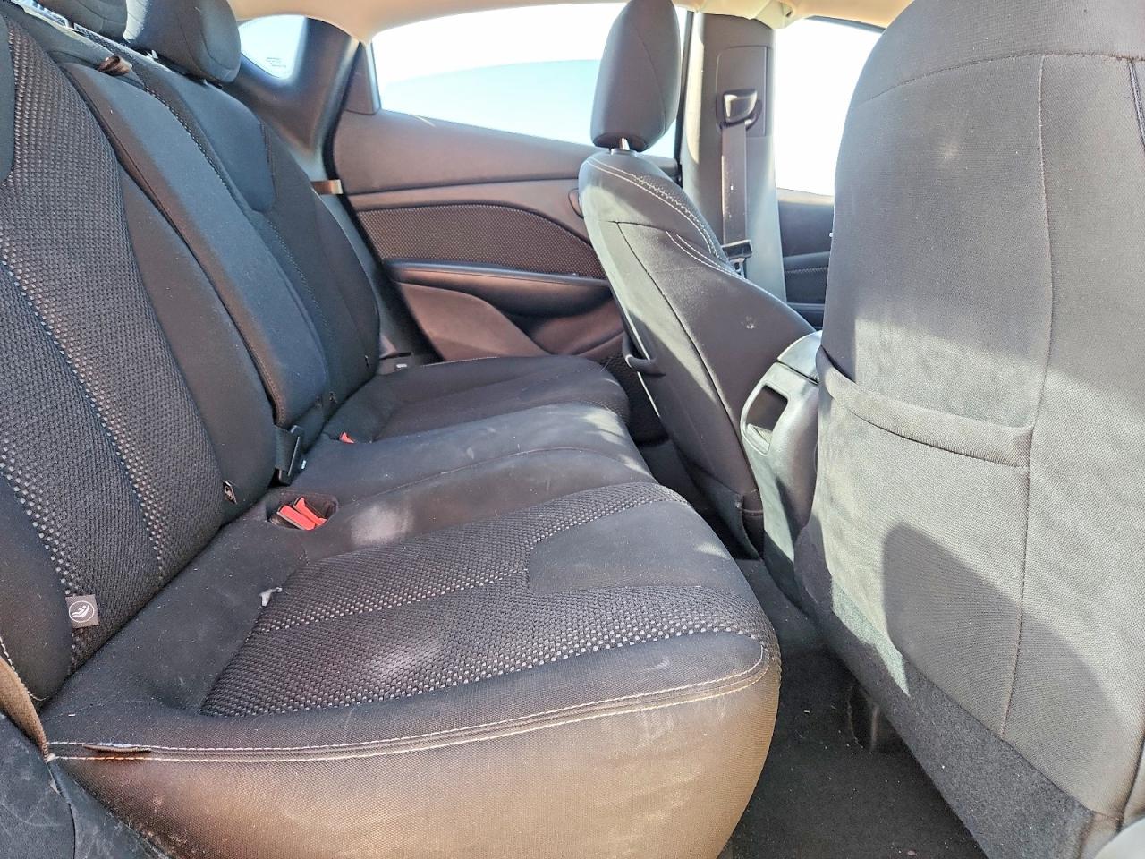 2015 DODGE DART SXT photo 10