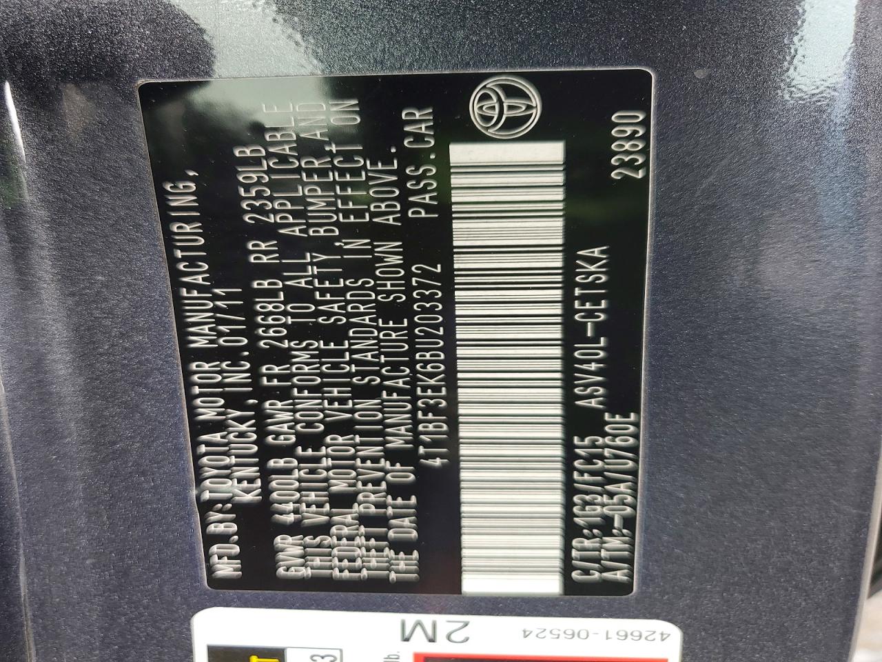 2011 TOYOTA CAMRY SE photo 25
