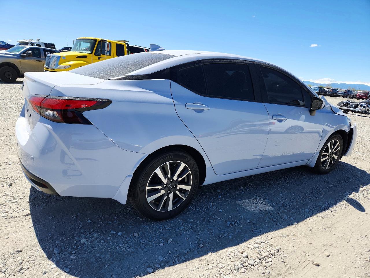 2025 NISSAN VERSA SV photo 3