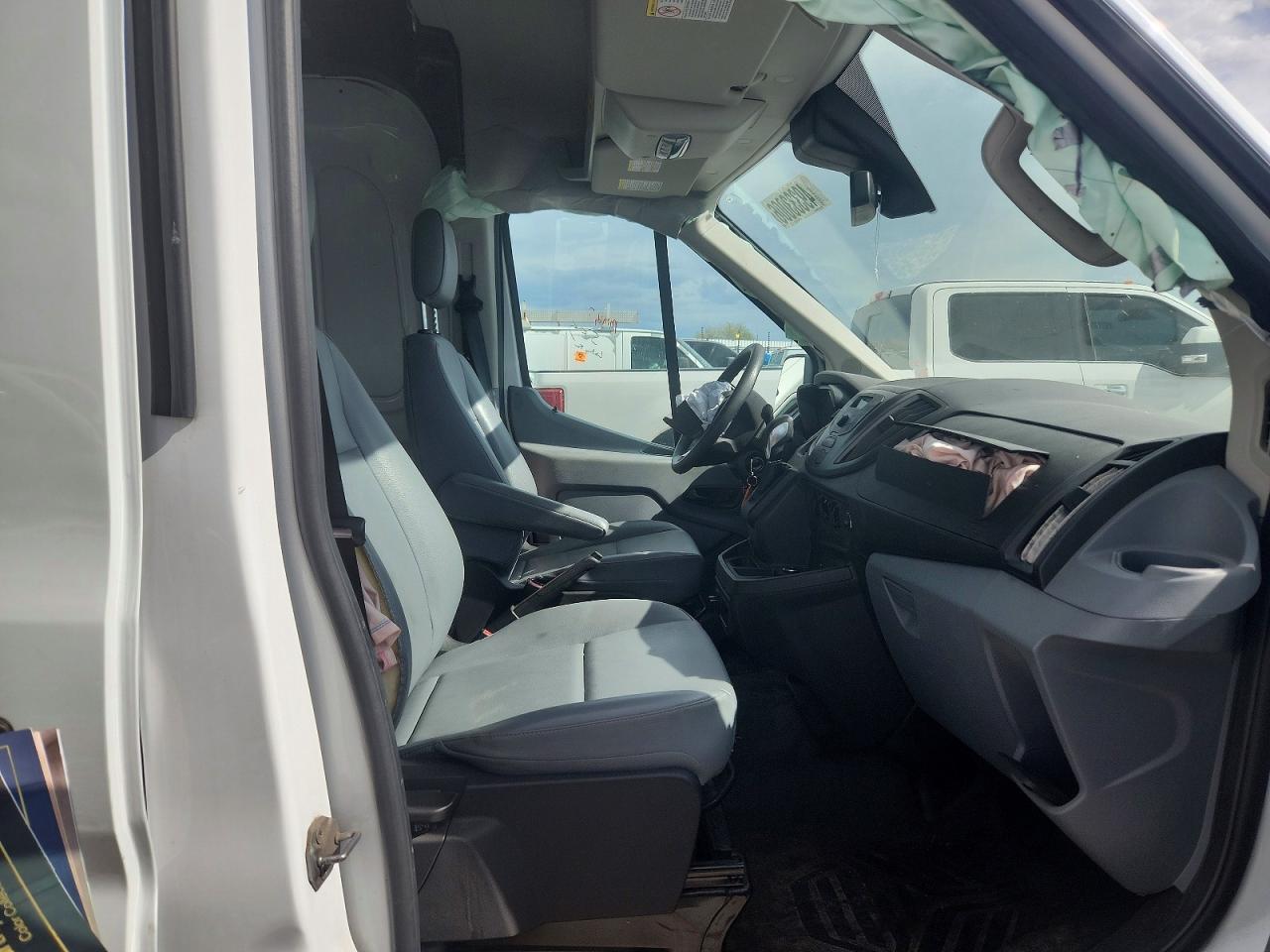2017 FORD TRANSIT 150 DELIVERY VAN photo 13