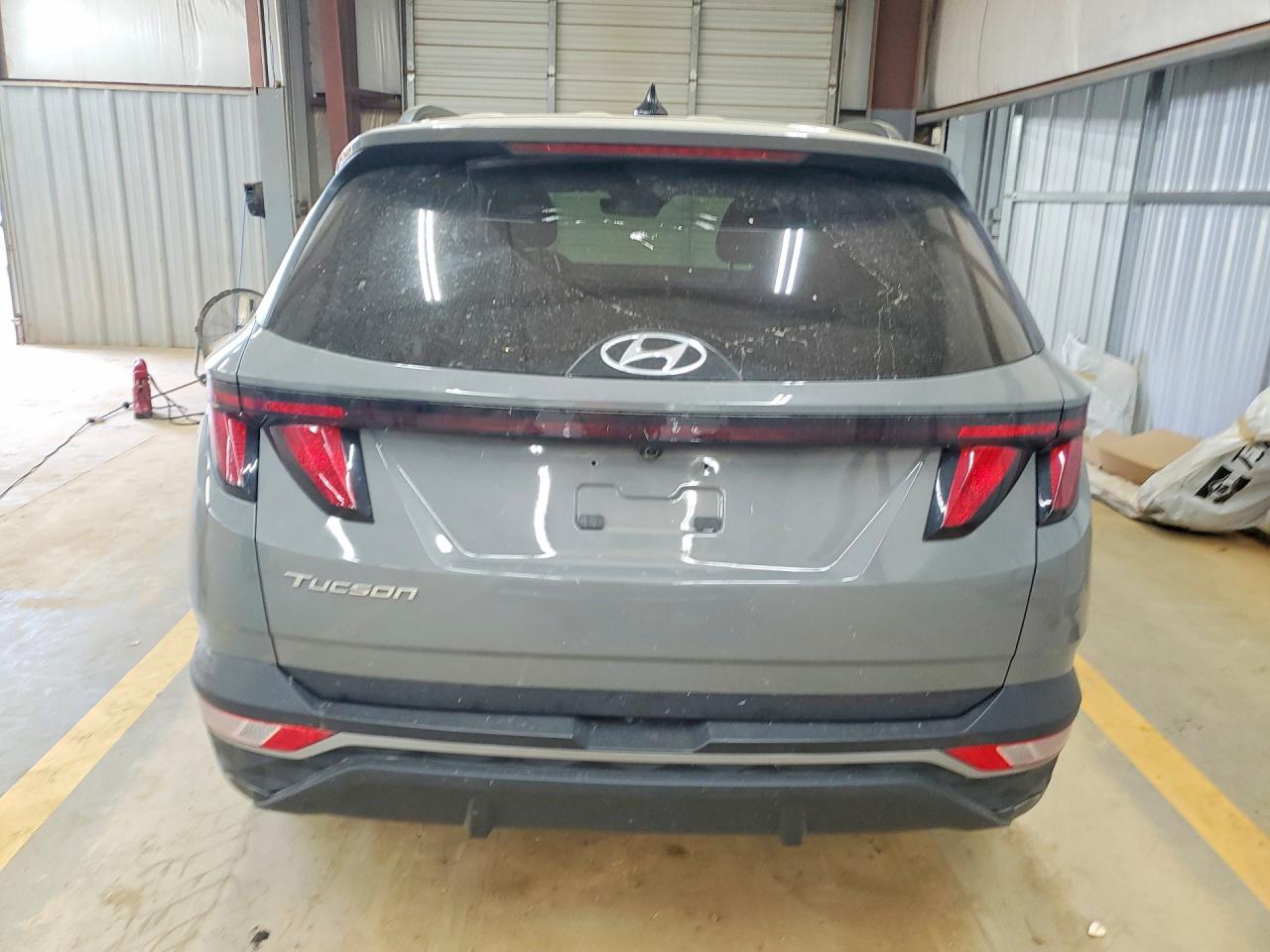 2024 HYUNDAI TUCSON SEL photo 16