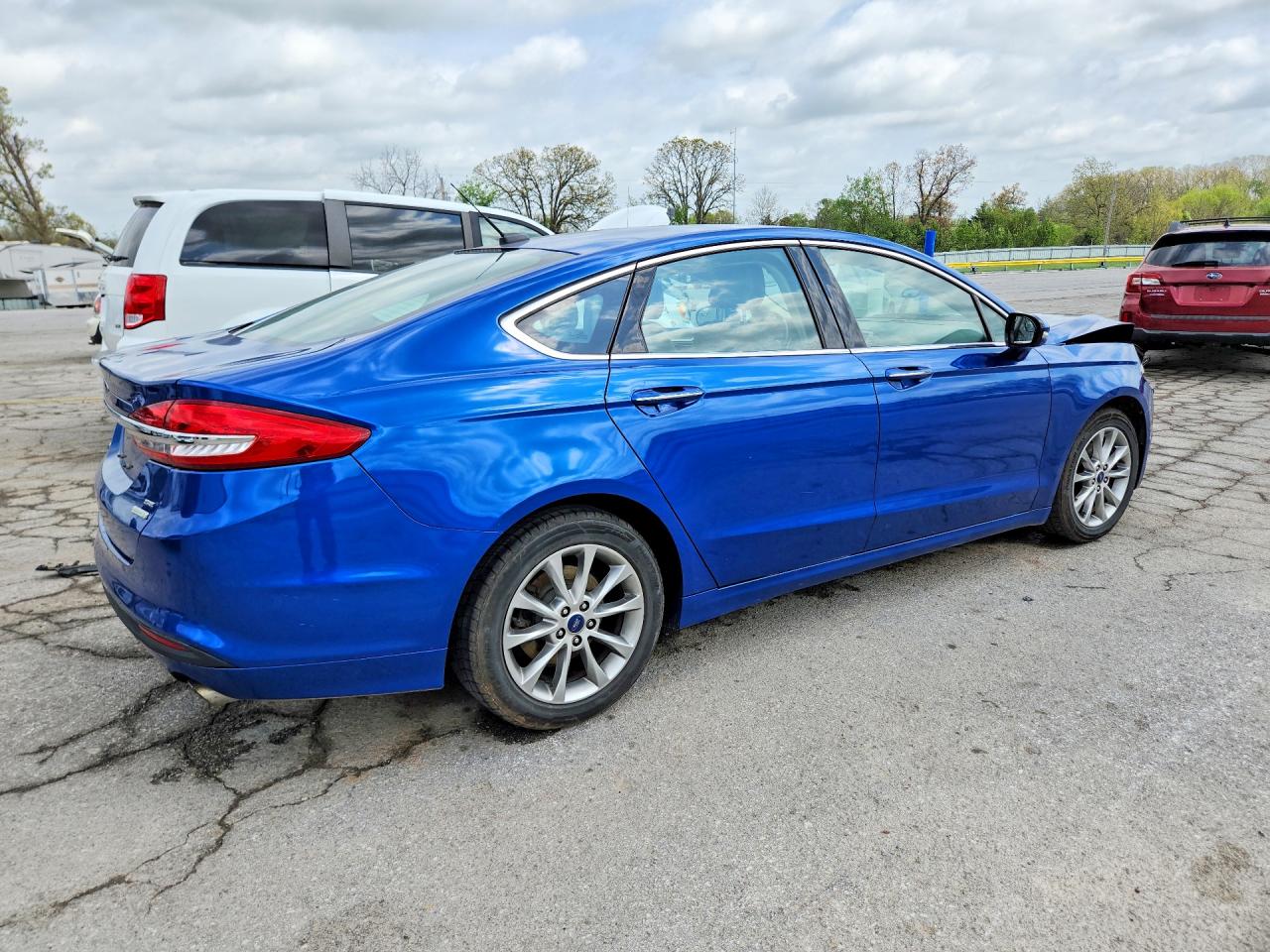 2017 FORD FUSION SE photo 7