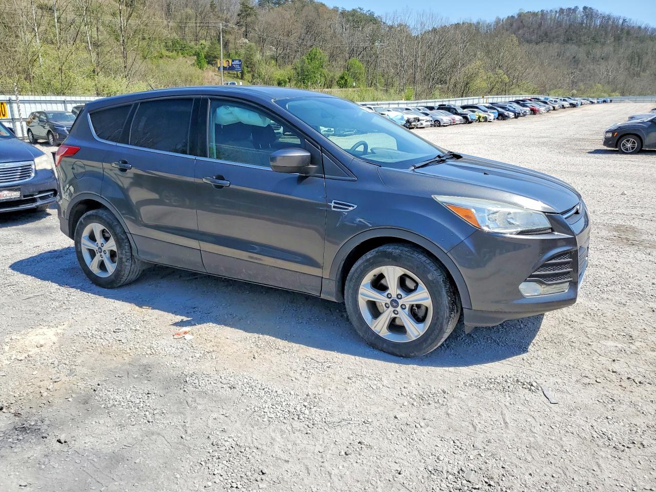 2016 FORD ESCAPE SE photo 10