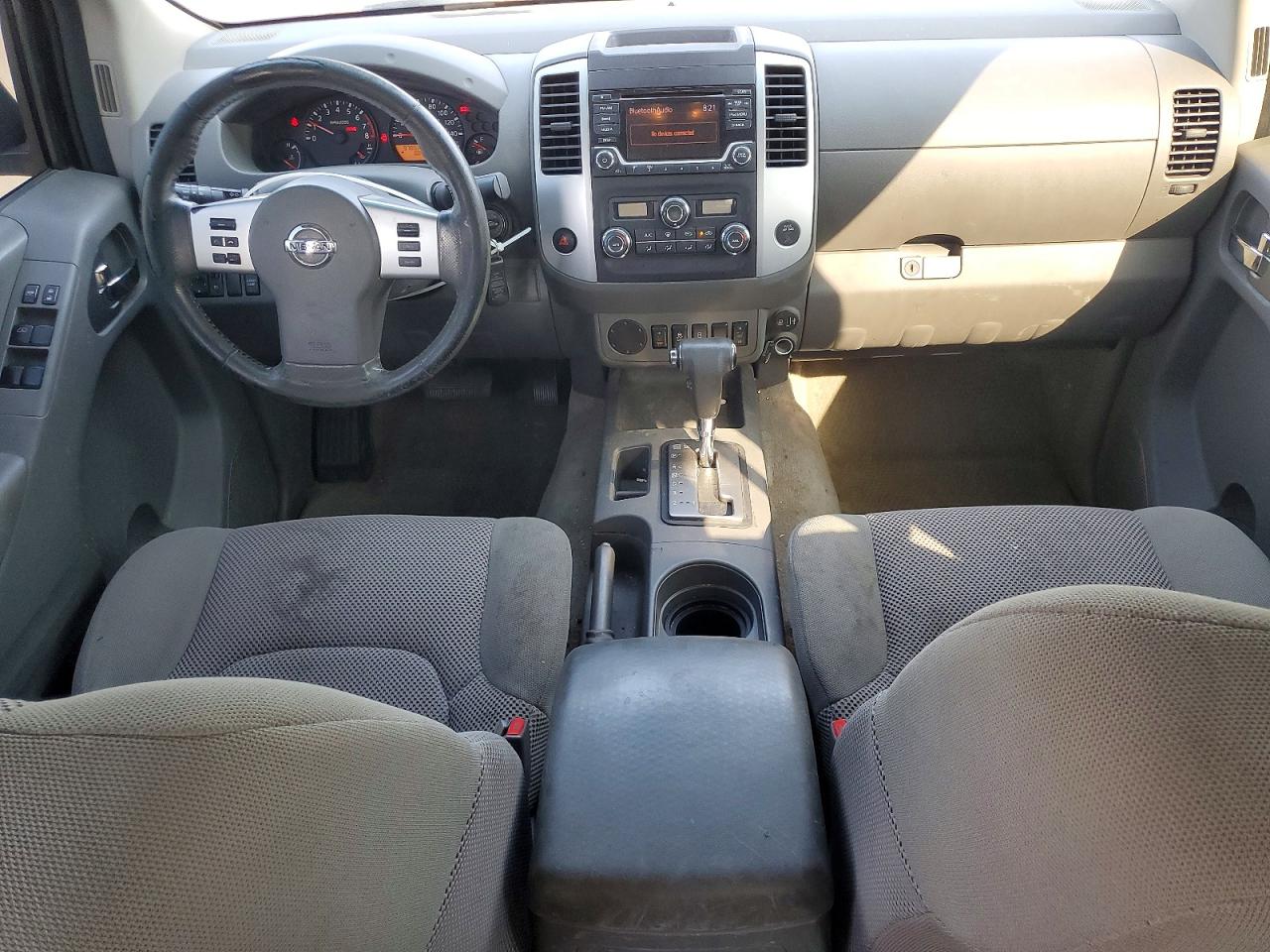 2018 NISSAN FRONTIER SV photo 8