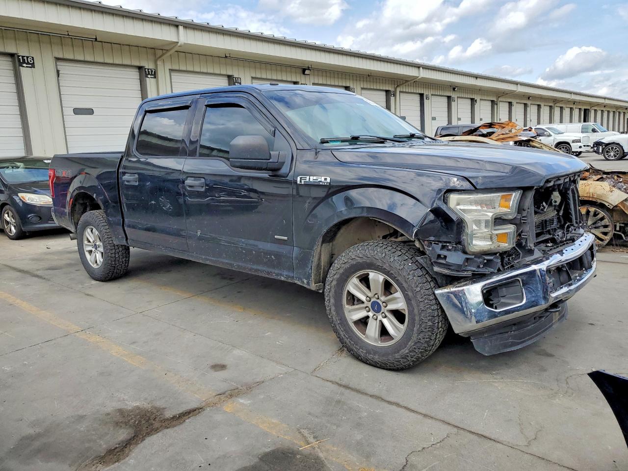 2016 FORD F150 SUPERCREW photo 4