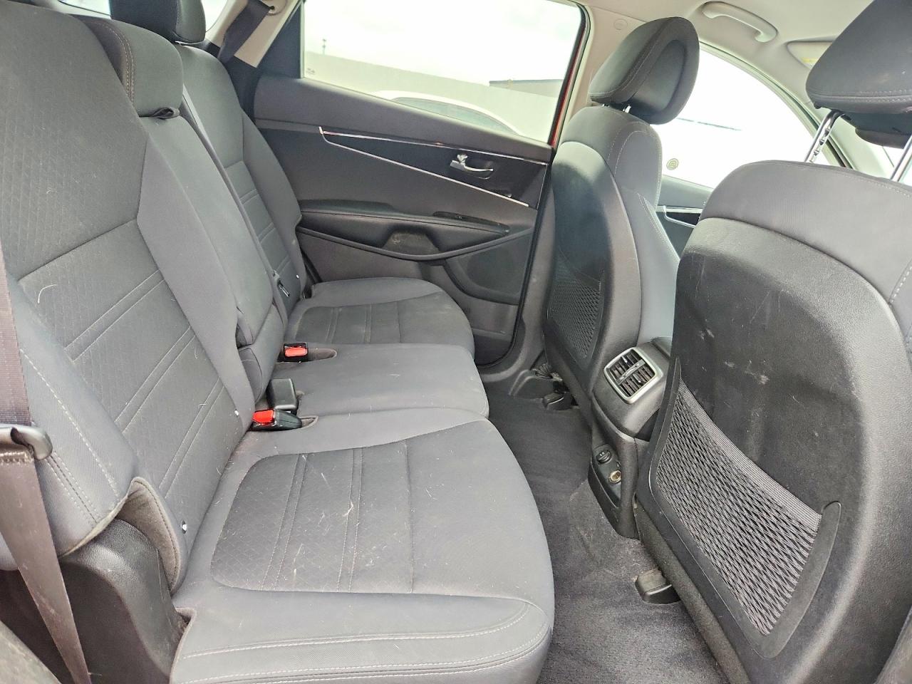 2016 KIA SORENTO LX V6 photo 31