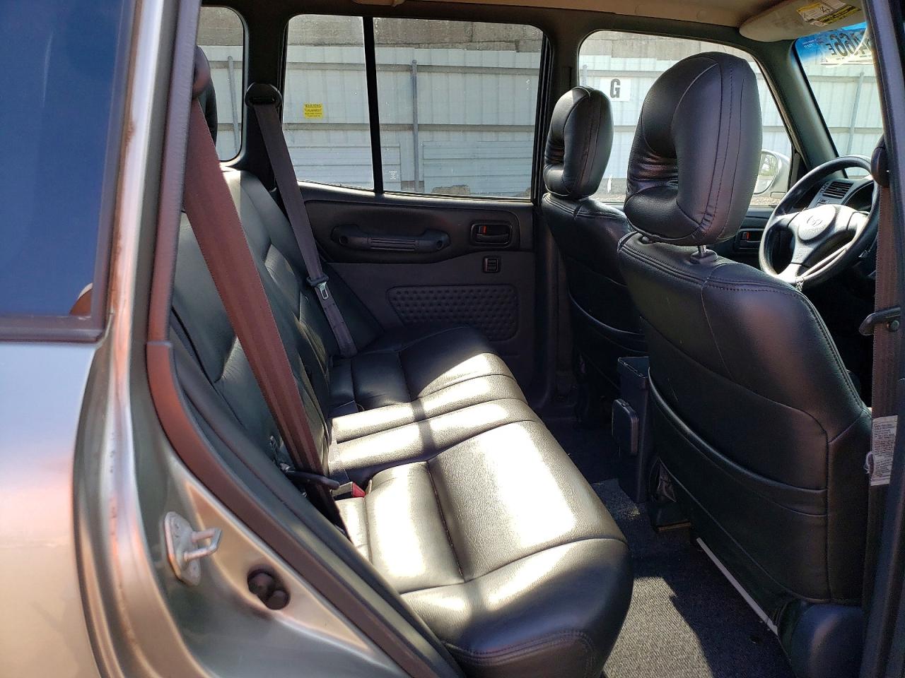 2000 TOYOTA RAV4 BASE photo 21
