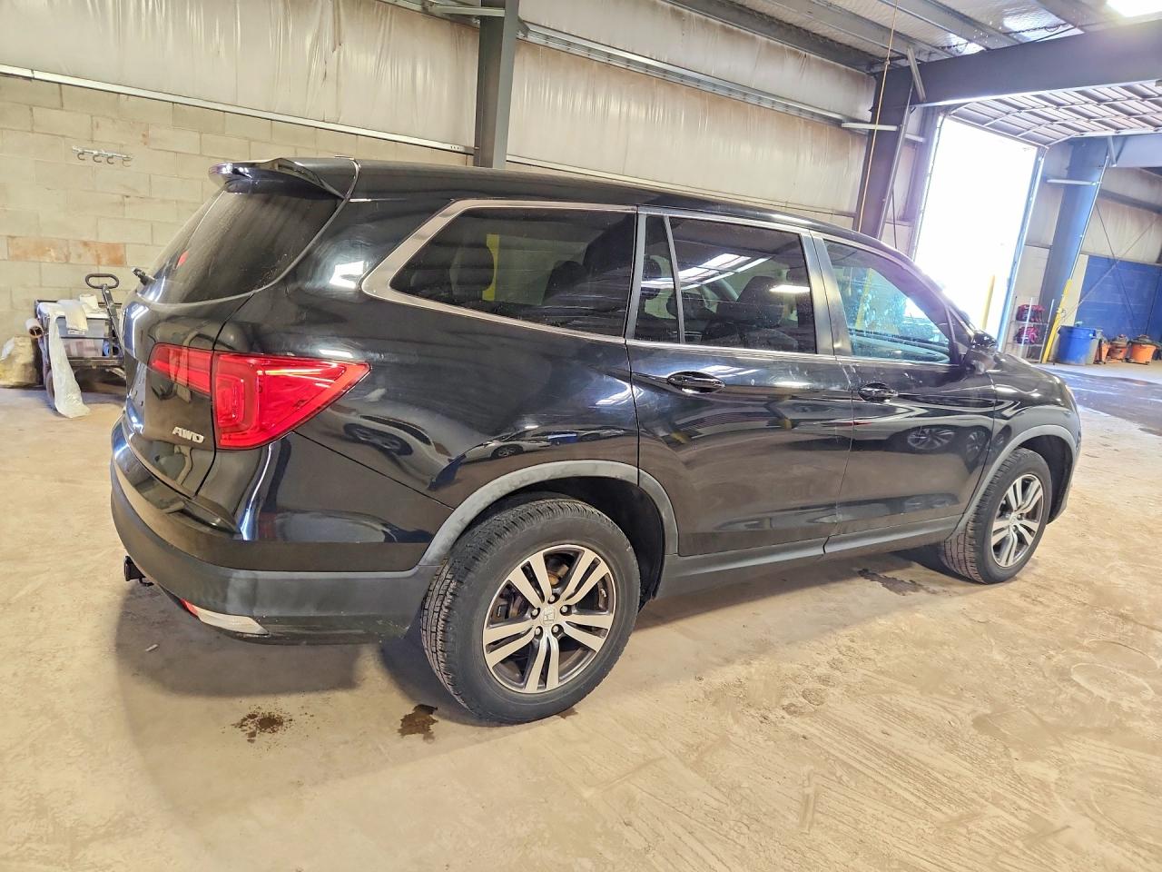 2016 HONDA PILOT EX photo 5