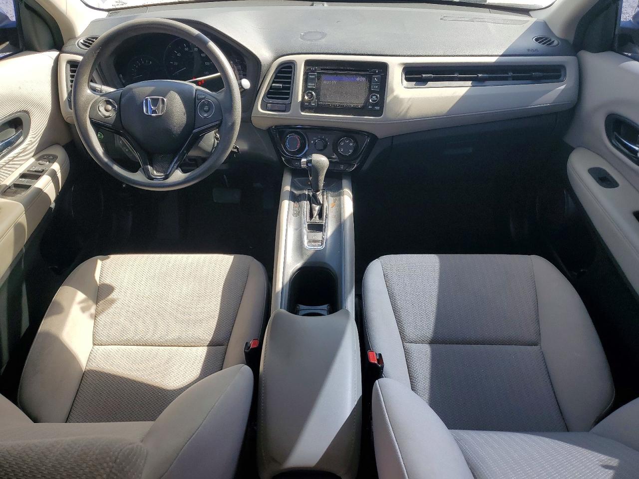 2016 HONDA HR-V LX photo 8