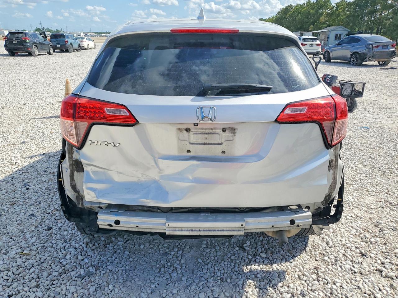 2016 HONDA HR-V LX photo 6