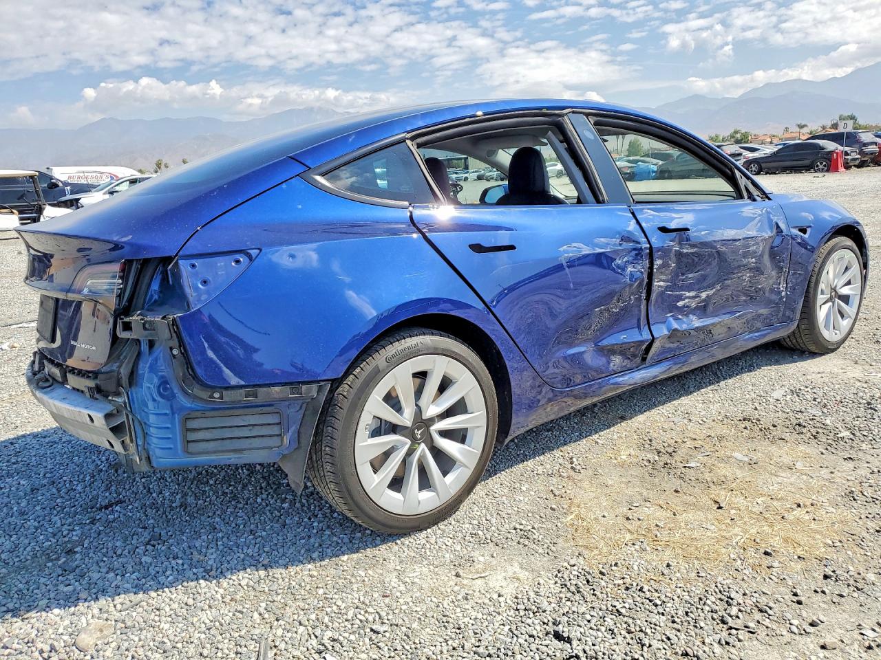 2022 TESLA MODEL 3 photo 3