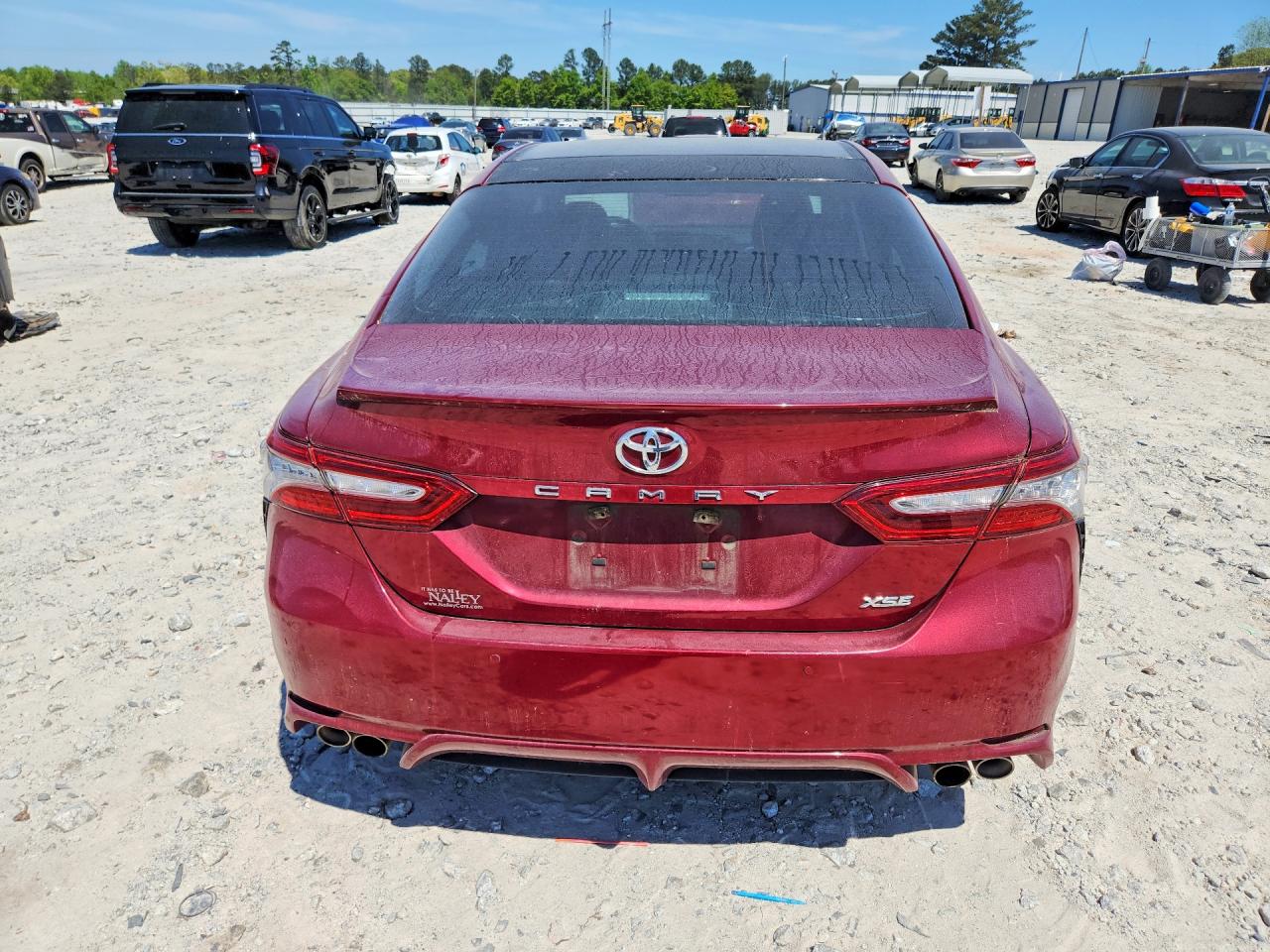 2018 TOYOTA CAMRY XSE photo 11