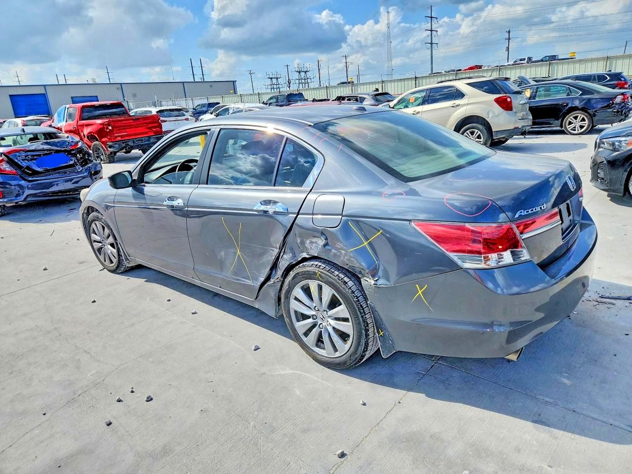 2011 HONDA ACCORD EXL photo 3