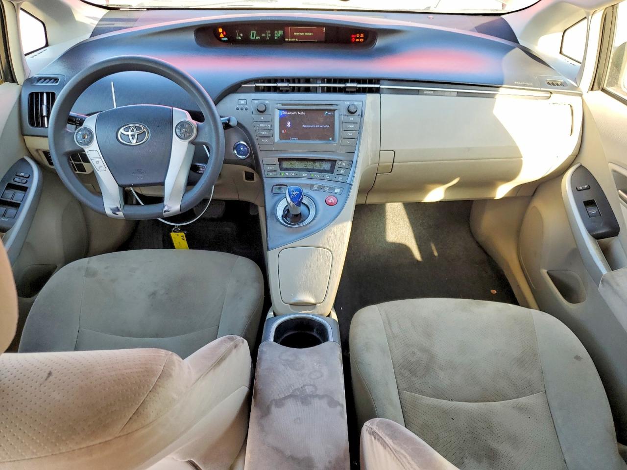 2013 TOYOTA PRIUS photo 15