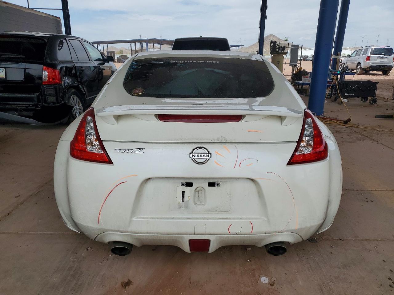 2016 NISSAN 370Z SPORT photo 11
