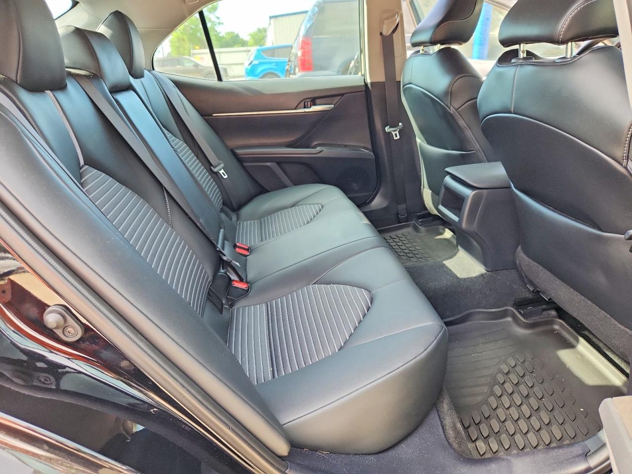 2024 TOYOTA CAMRY SE photo 19