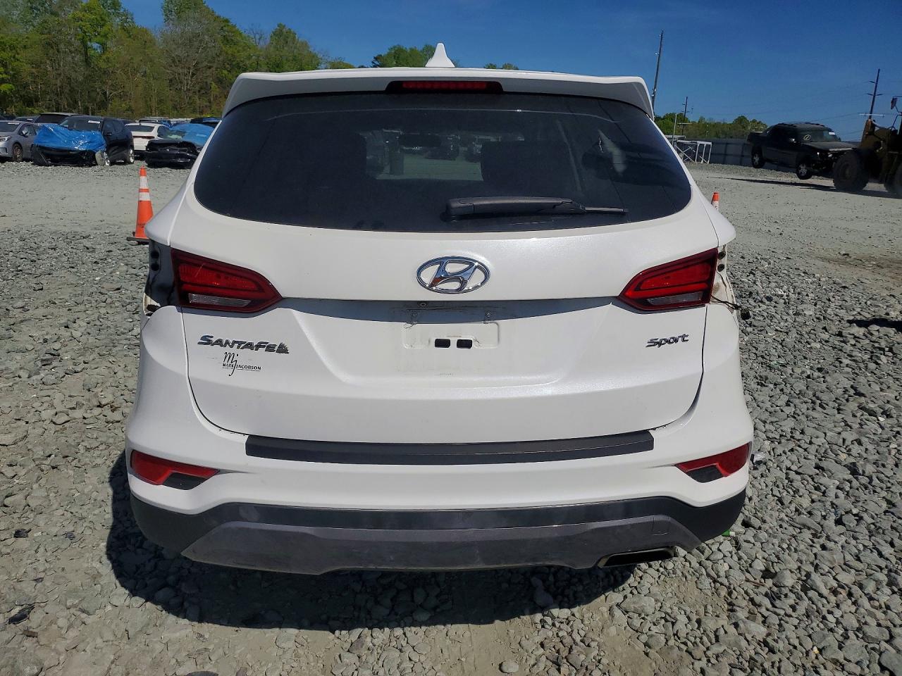 2017 HYUNDAI SANTA FE SPORT 2.4L photo 16