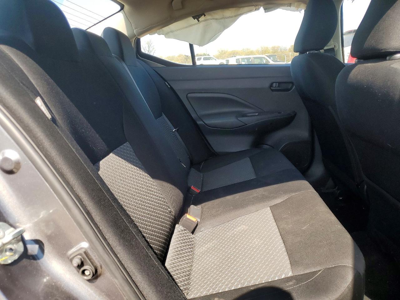 2024 NISSAN VERSA S photo 10