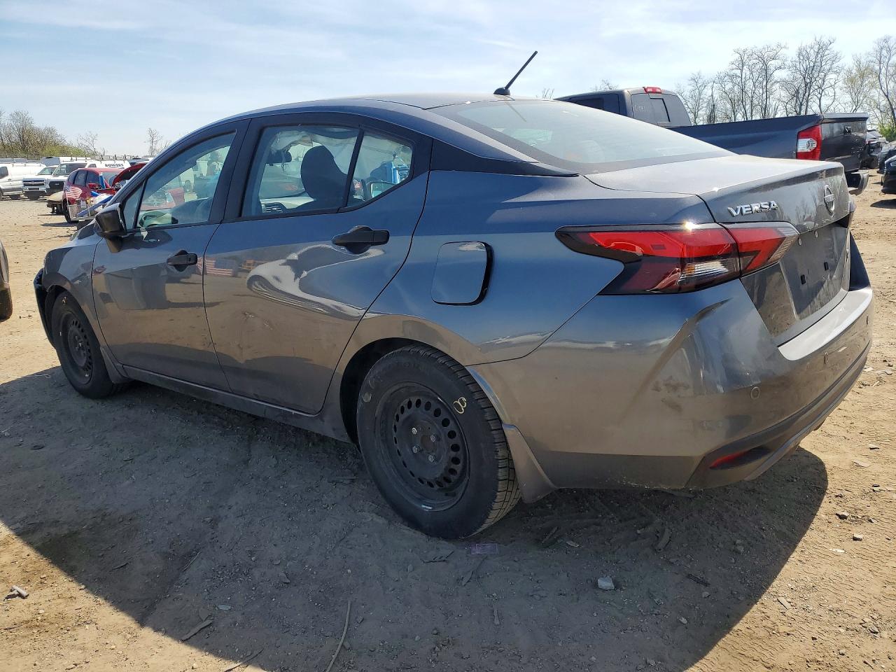 2024 NISSAN VERSA S photo 2