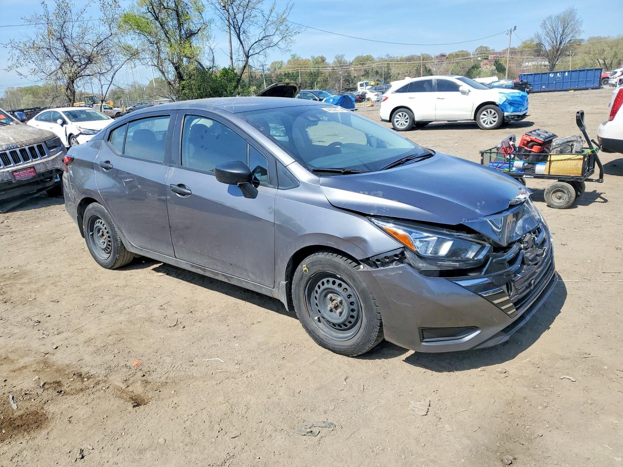 2024 NISSAN VERSA S photo 4