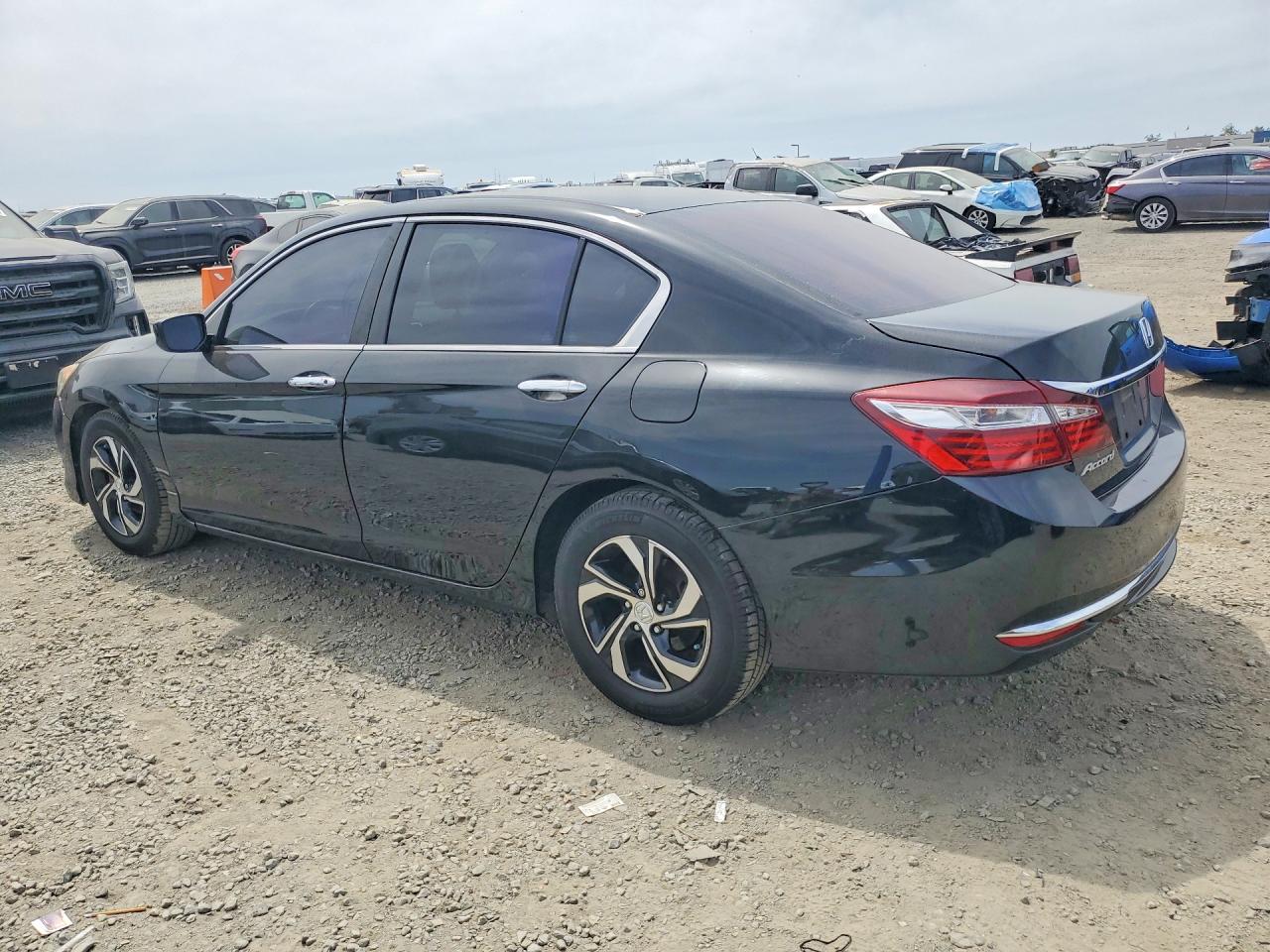 2017 HONDA ACCORD LX photo 3