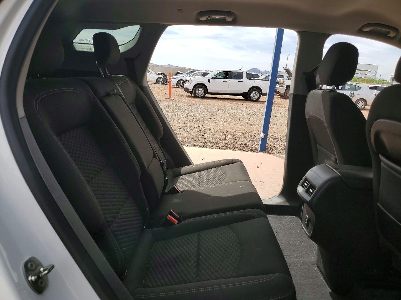2018 GMC TERRAIN SLE photo 19
