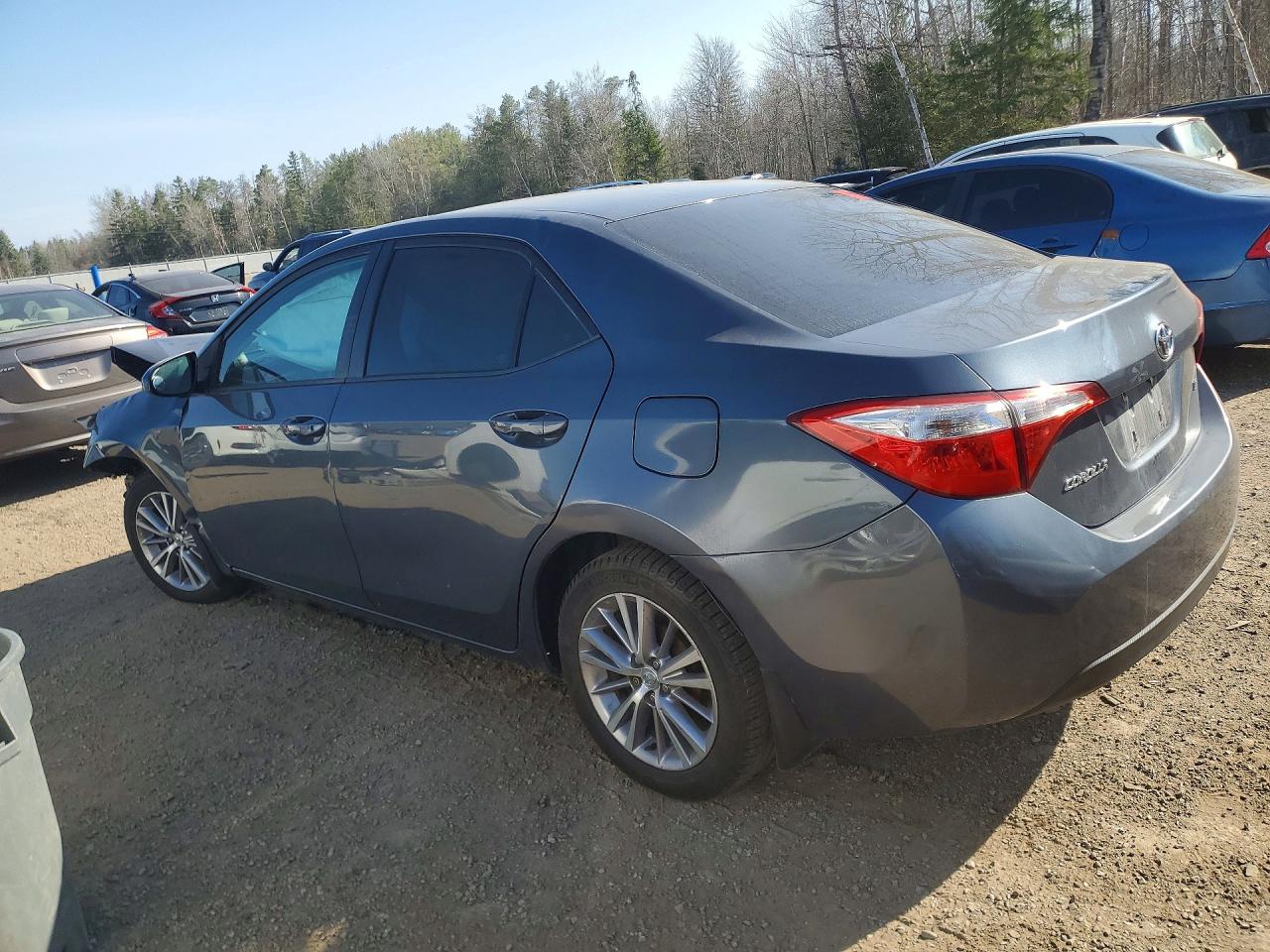 2014 TOYOTA COROLLA L photo 3