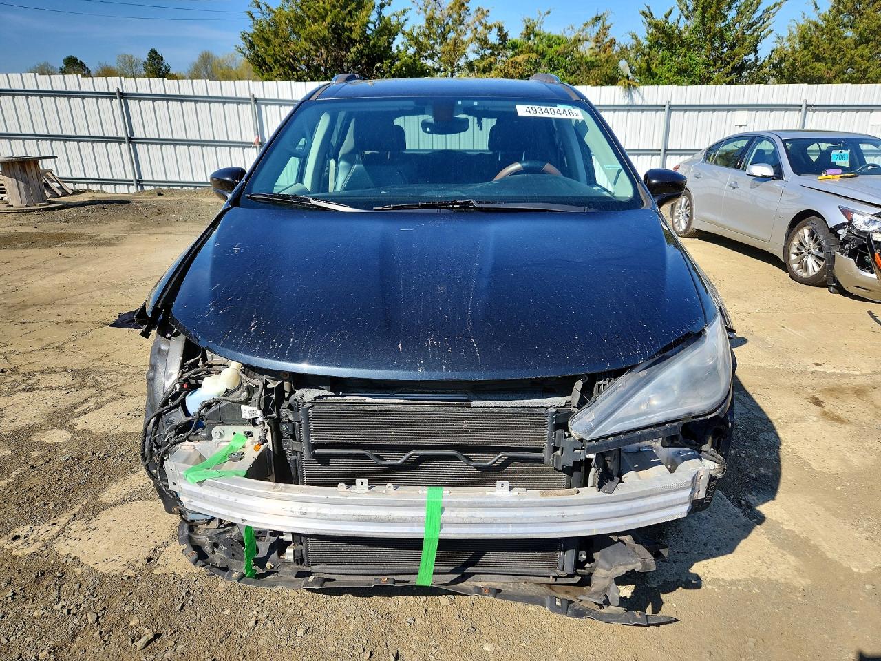 2019 CHRYSLER PACIFICA TOURING L photo 13