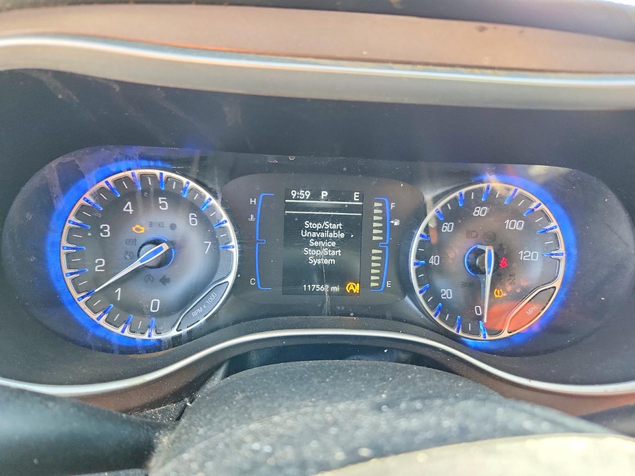2019 CHRYSLER PACIFICA TOURING L photo 25