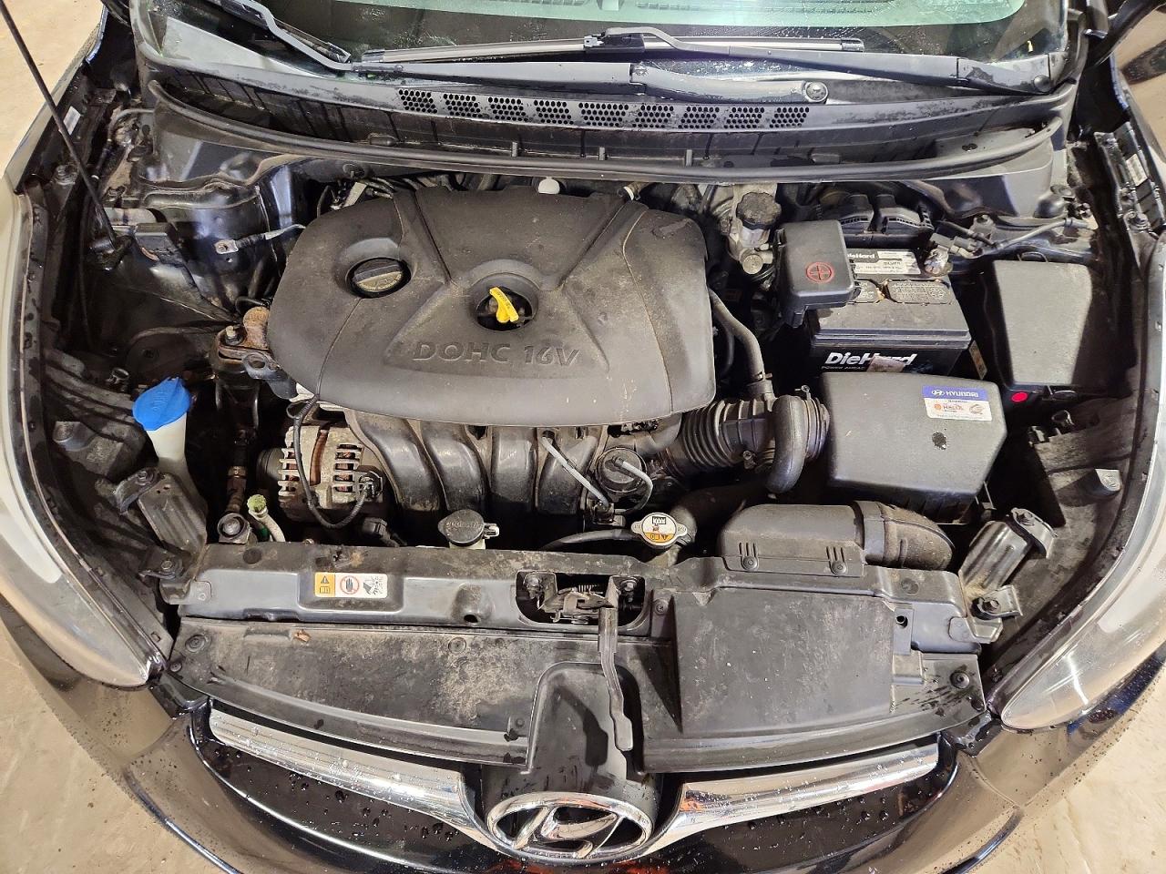 2015 HYUNDAI ELANTRA SE photo 31
