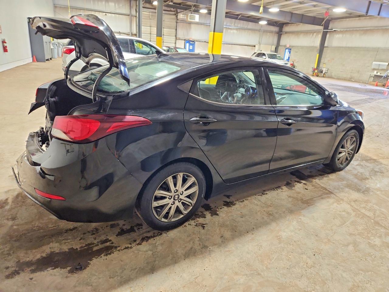 2015 HYUNDAI ELANTRA SE photo 7