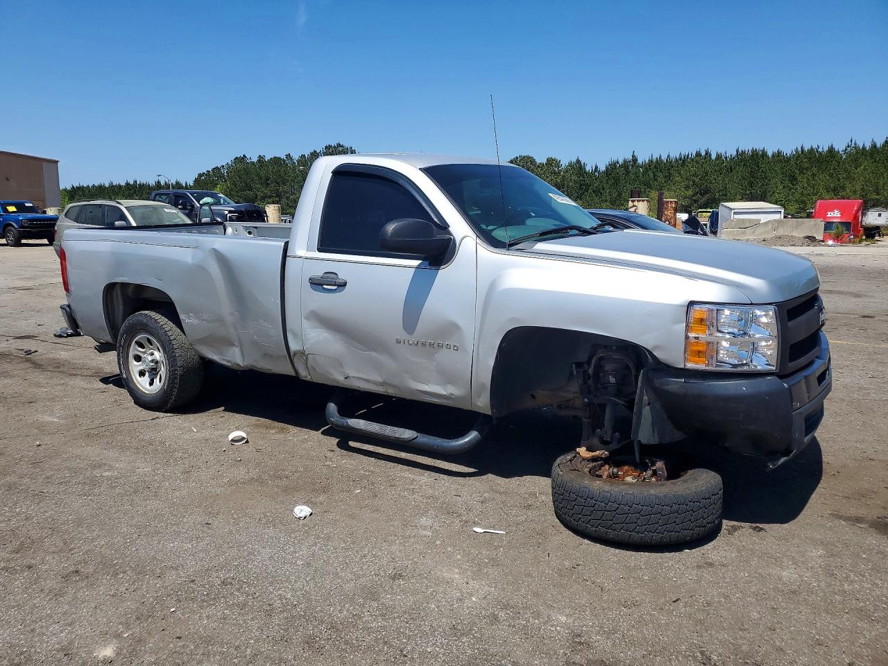 2010 CHEVROLET SILVERADO C1500 photo 7
