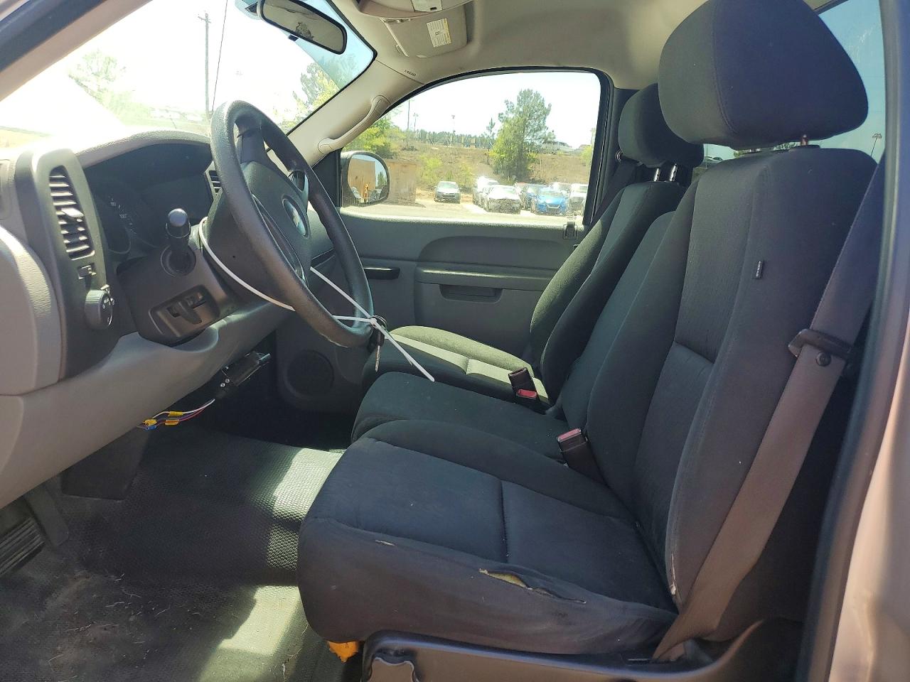 2010 CHEVROLET SILVERADO C1500 photo 13