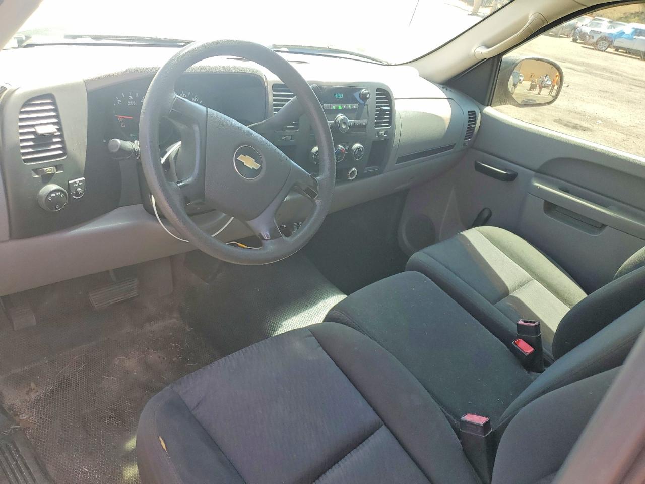 2010 CHEVROLET SILVERADO C1500 photo 15