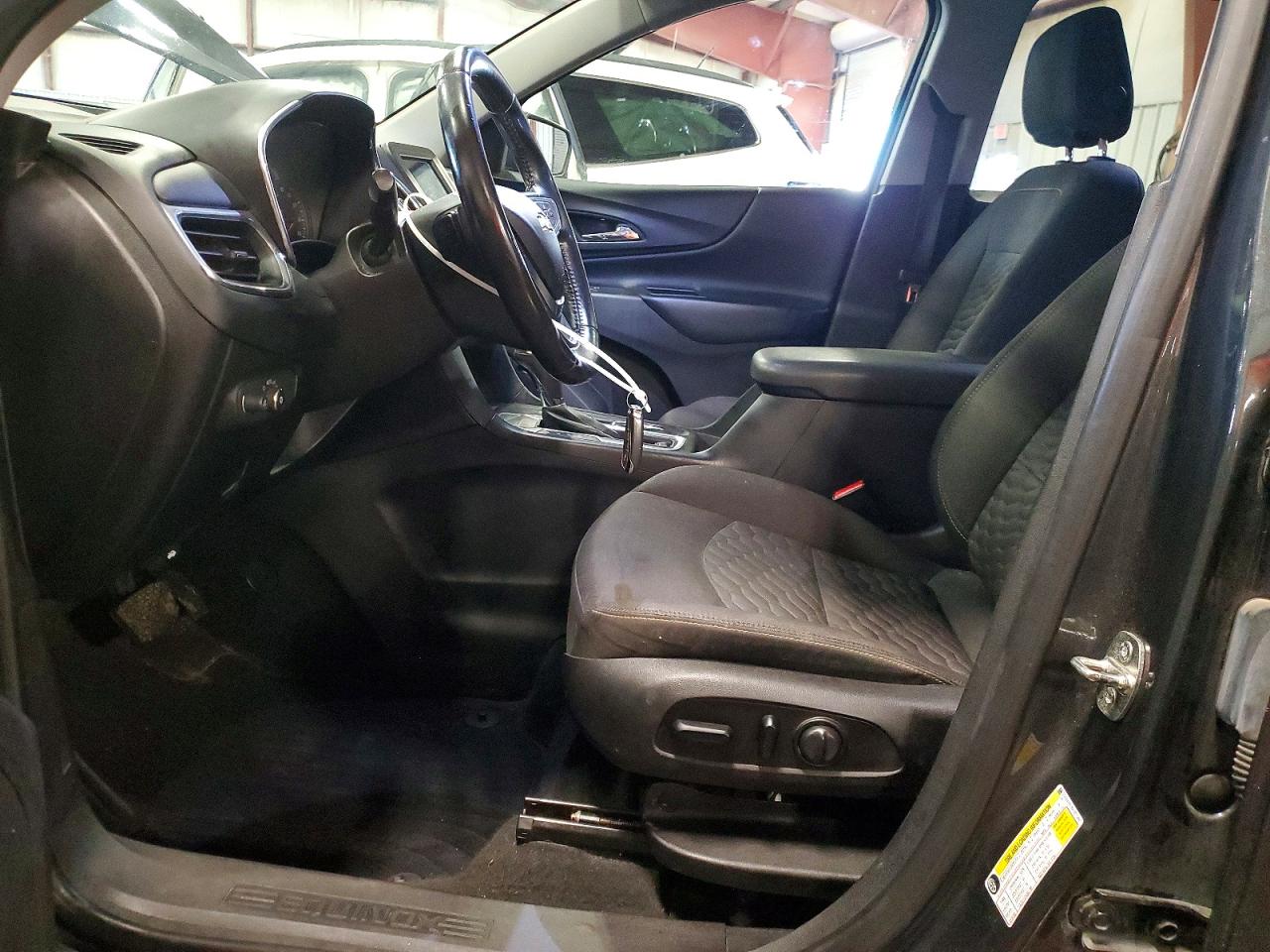 2019 CHEVROLET EQUINOX LT photo 19