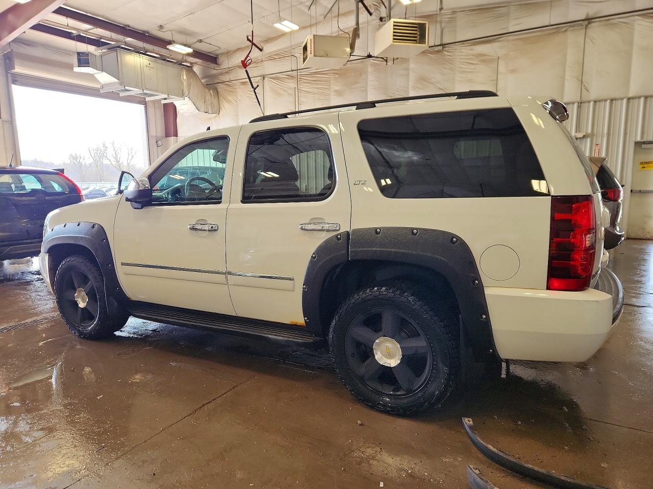 2009 CHEVROLET TAHOE K1500 LTZ photo 3