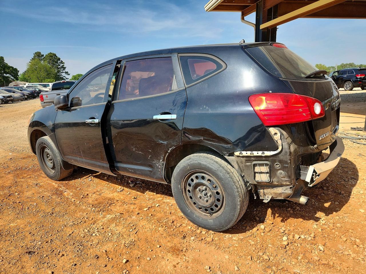 2010 NISSAN ROGUE S photo 4