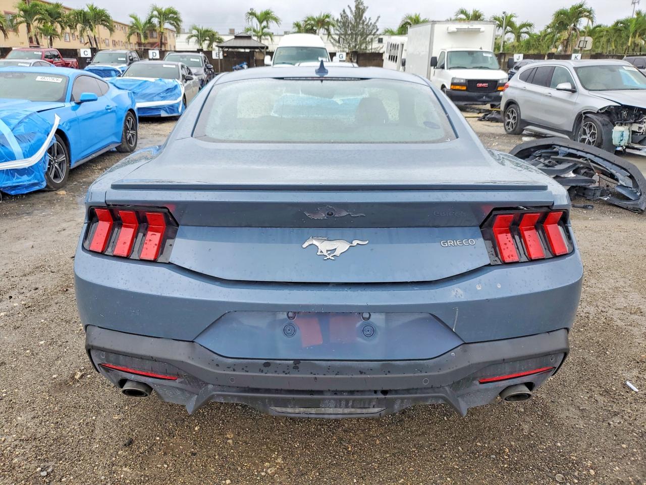 2024 FORD MUSTANG photo 16