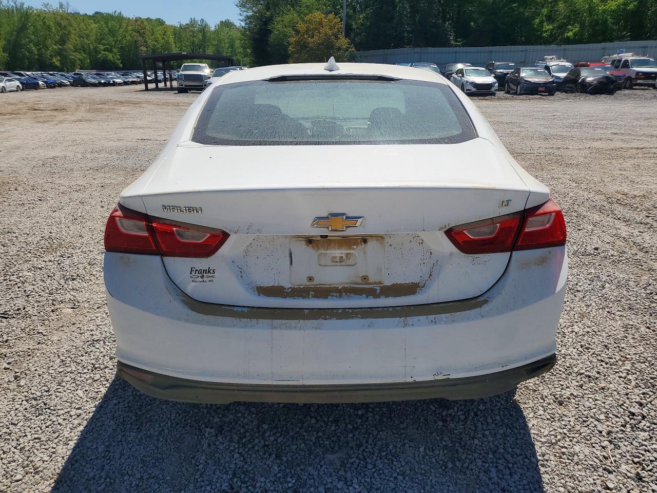 2018 CHEVROLET MALIBU LT photo 11