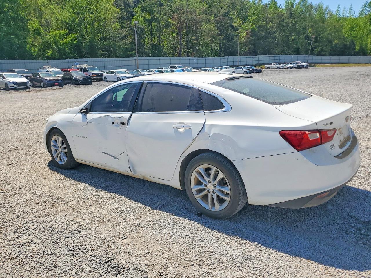 2018 CHEVROLET MALIBU LT photo 3
