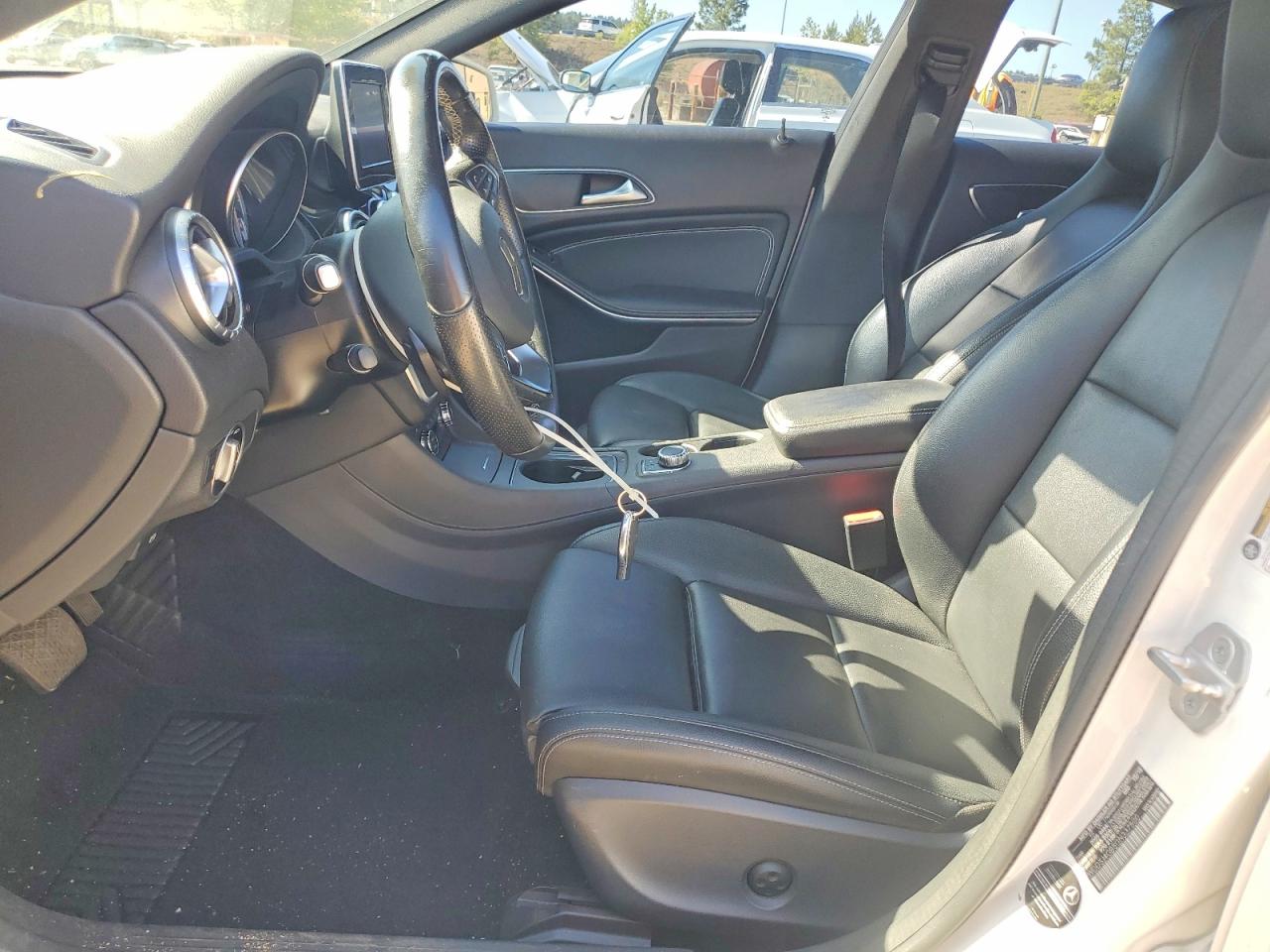 2016 MERCEDES-BENZ CLA 250 4MATIC photo 19